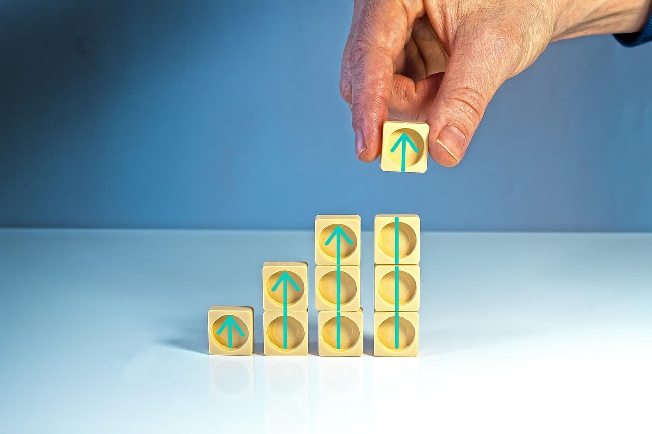 Commercial vs. Editorial: A Contributor's Guide to Staying Compliant